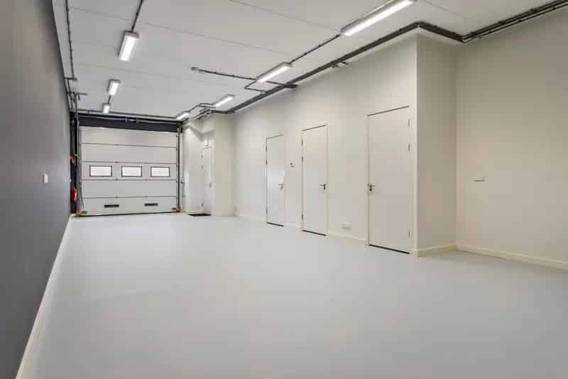 Bedrijfshal te Huur Leusden 174m² Luxe Afwerking