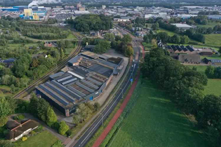 Bedrijfshal Barneveld te koop: 2 gebouwen, 7600m², 14640m² perceel