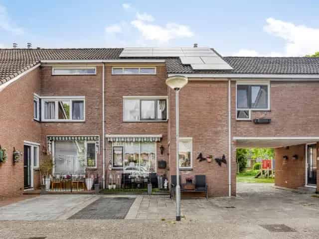 Ruime eengezinswoning 4 slaapkamers Dordrecht