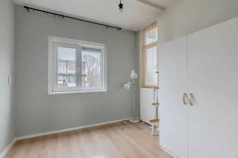 3 Kamerappartement Schiedam 54m2 2 Balkons Berging Laminaat