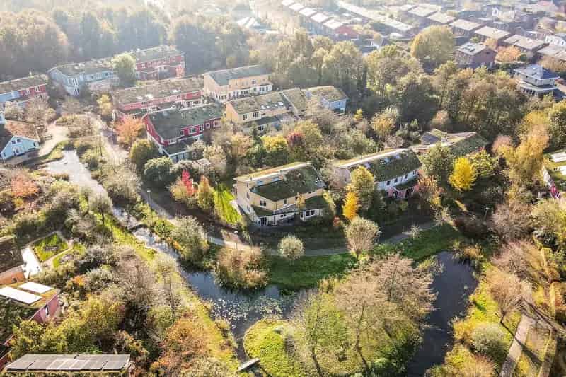 Ecologische woning Almere: Duurzaam Leven in Rust en Privacy