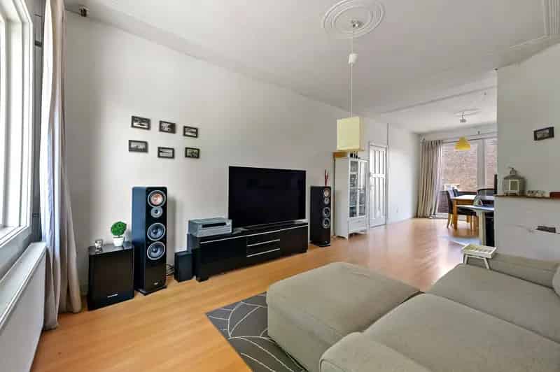 4-kamer Dubbel Bovenhuis 120m² Den Haag Laakkade
