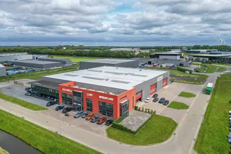Bedrijfshal te huur Wieringerwerf 3979m²