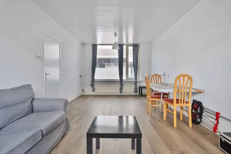 Tussenwoning Oss Talmastraat 3 slaapkamers zonnige tuin