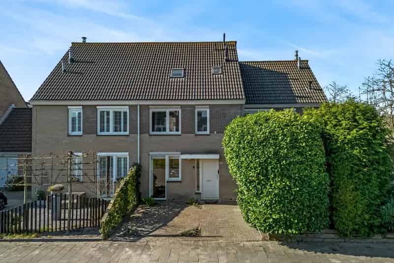 Huis te koop Badhoevedorp 5 slaapkamers 2 badkamers