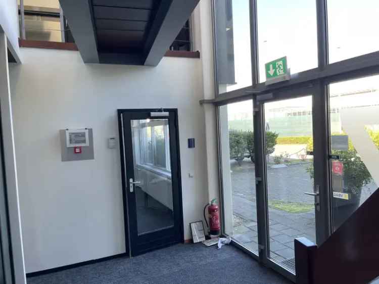 Ruime Kantoorunit 74m2 te Huur Zaandam Westerspoor Zuid