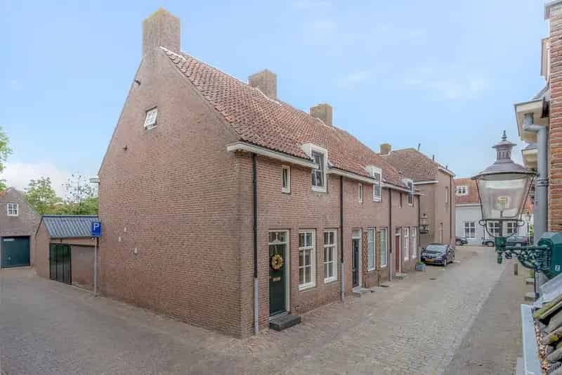 Huis te koop Heusden 4 slaapkamers moderne keuken badkamer