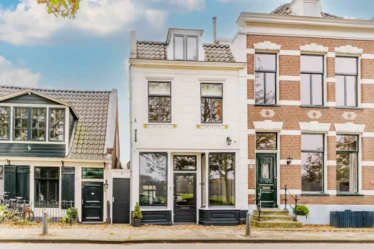 Herenhuis 's-Graveland Gemeentelijk Monument 3 slaapkamers
