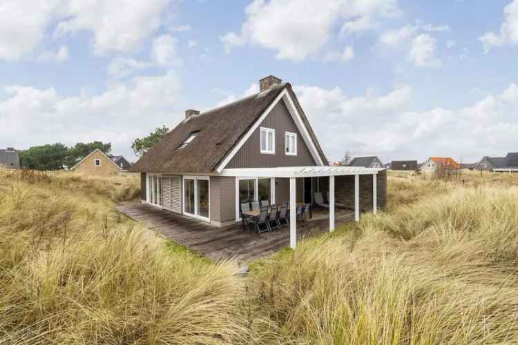 Luxe 12-Persoons Villa Ouddorp Strand Nabij Zee