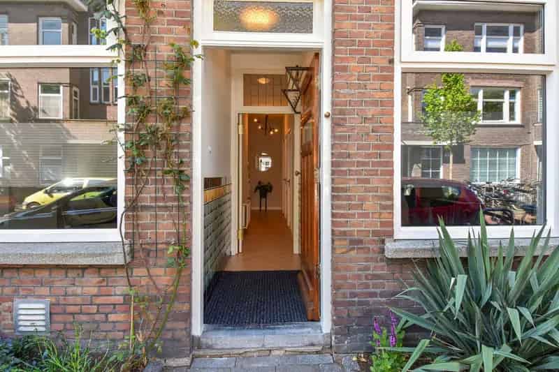 Appartement te koop Bezuidenhout: Ruim 3 4 kamer appartement met tuin