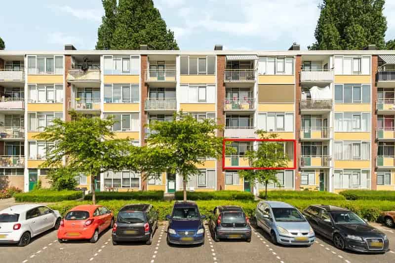 Appartement Amstelveen 69m2 Balkon Nabij Park en Winkels