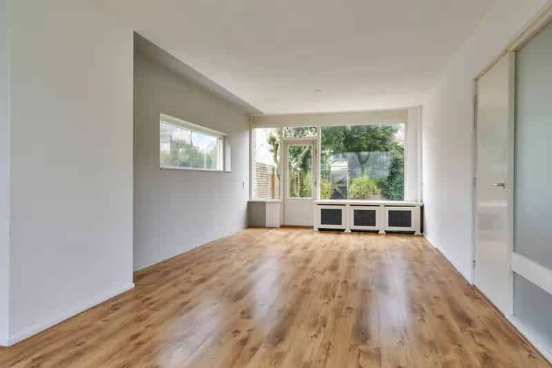 Ruime 5 Slaapkamer Hoekwoning Ijpelaar Breda