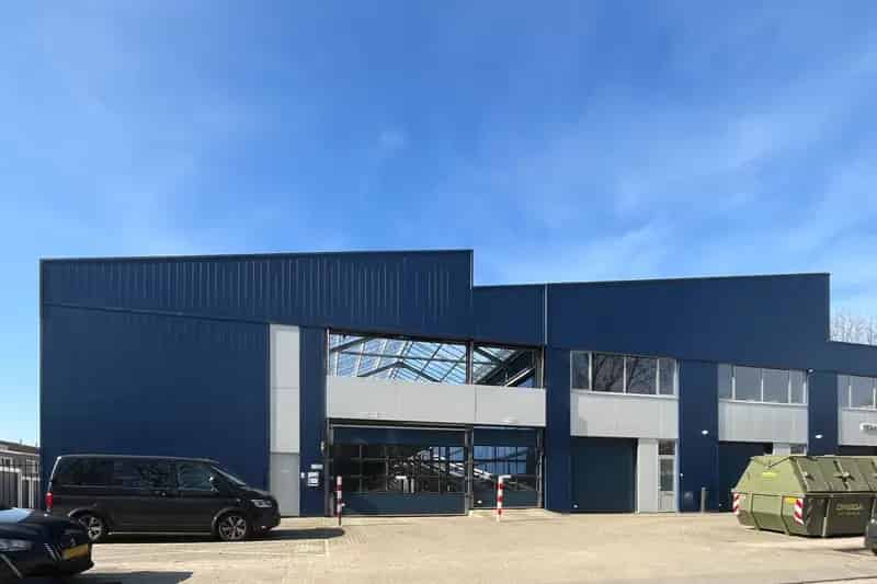 Garagebox Delft te koop: 28m², werkplaats, opslag, stalling