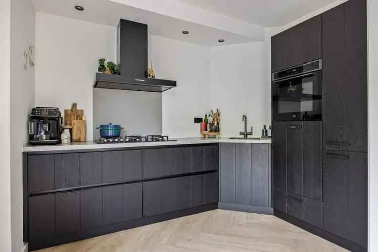 Ruime Familiewoning met 4 slaapkamers Roosendaal