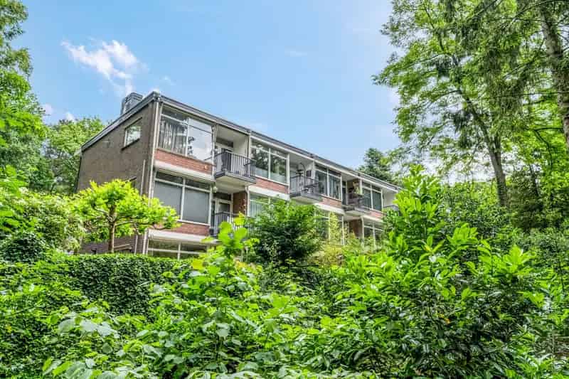 Appartement te koop Leersum: Licht 2-kamer appartement in het groen
