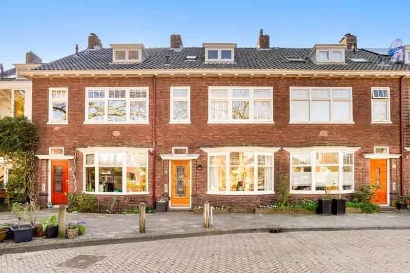Ruime gezinswoning 3 slaapkamers tuin Zuidoost