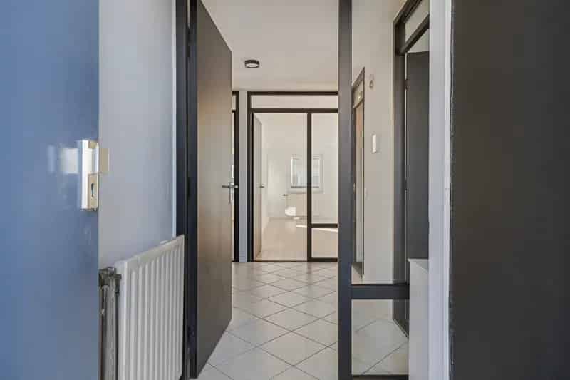 3-kamer appartement Almere Centrum gerenoveerd 2025