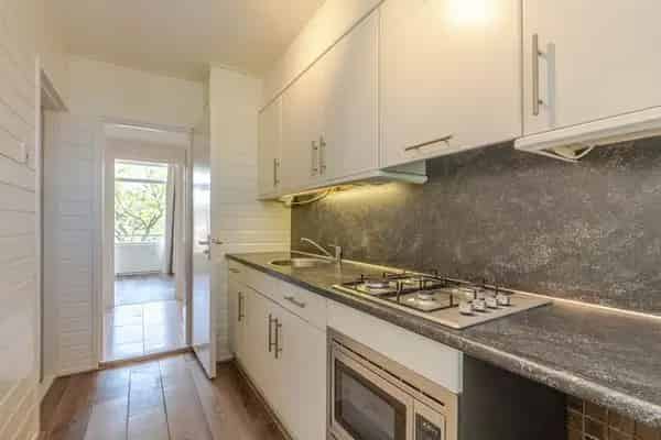 3 Kamer Woning Lombardijen Rotterdam Ruime Balkon Berging