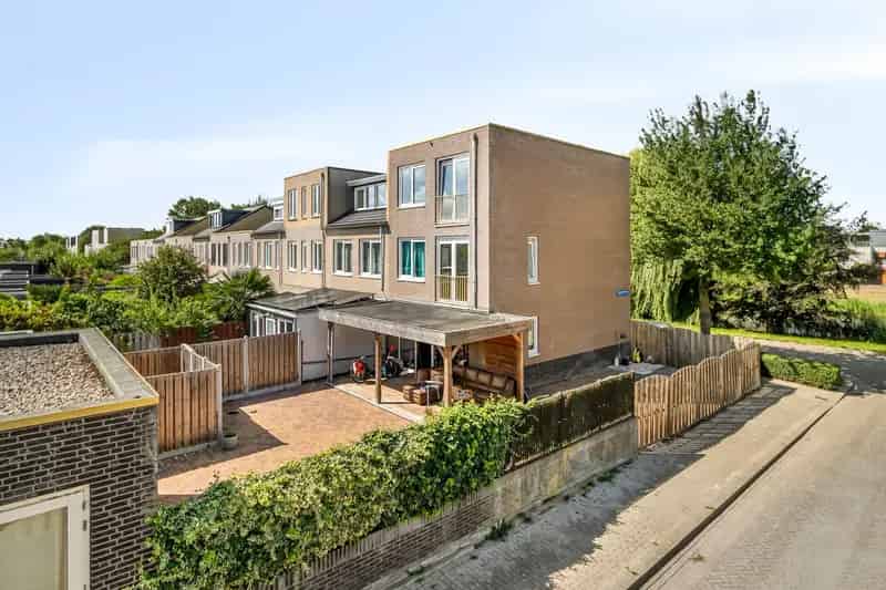 Huis: Carol Vogesgracht 31 1336 KG Almere | Funda