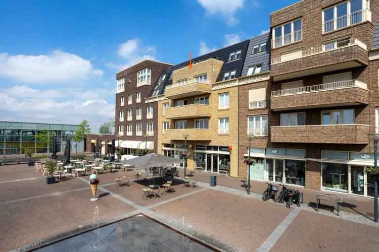 Woning Te Koop in 30, Westpolderplein, Berkel en Rodenrijs, Zuid-Holland