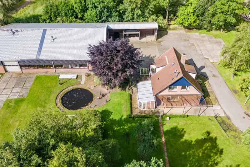 Huis te koop Oostvlietweg: Vrijstaand wonen werken aan het water