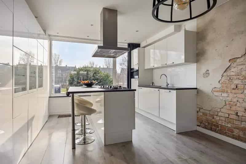 Ruime Tussenwoning Haarlem 5 Slaapkamers Moderne Badkamer