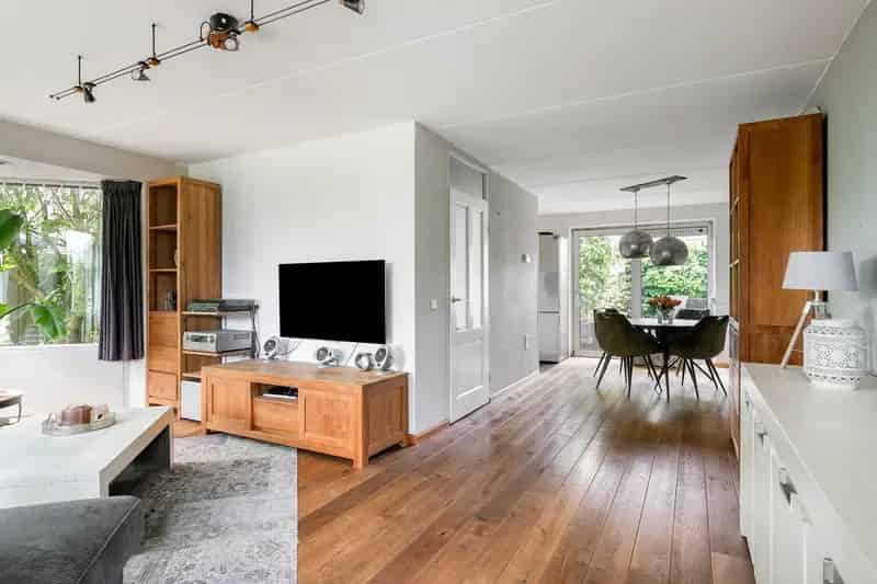 Ruime Tweekapper Overkroeten 4 slaapkamers Tuin Garage Energielabel B