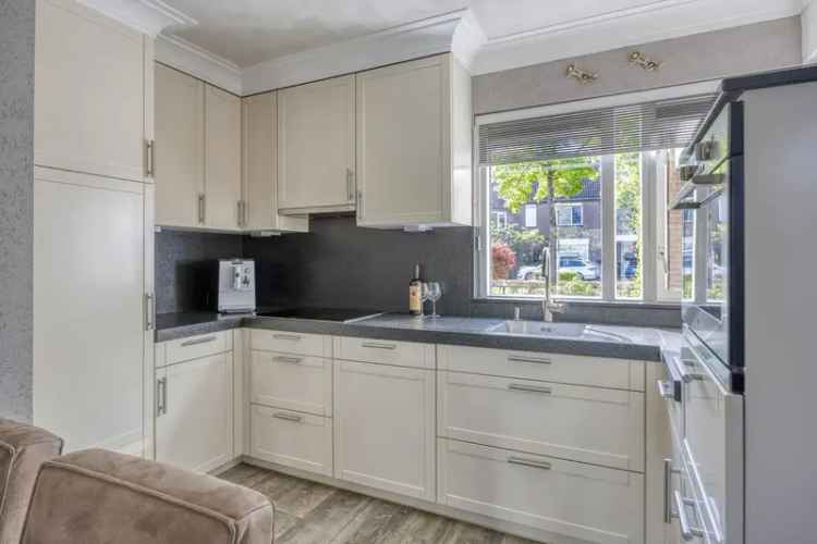 Tweekapper Oss: Duurzaam Comfort en Rust