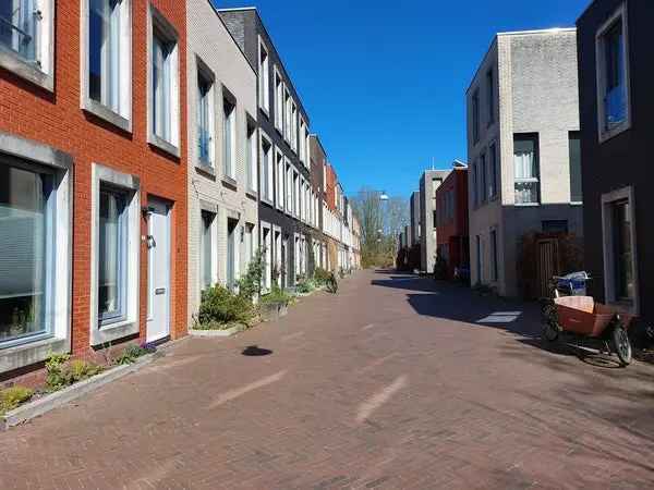 Moderne Tussenwoning Groningen 4 slaapkamers Nabij Station