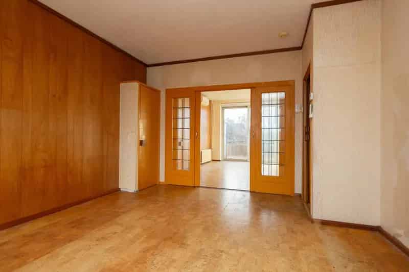 Ruim appartement Vruchtenbuurt te moderniseren