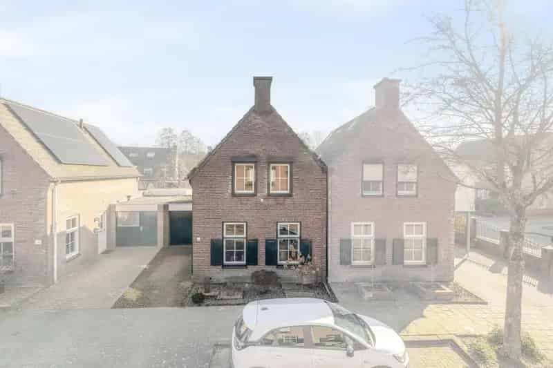 Instapklare 2-onder-1-kapwoning Venlo-Oost 3 slaapkamers garage energielabel A