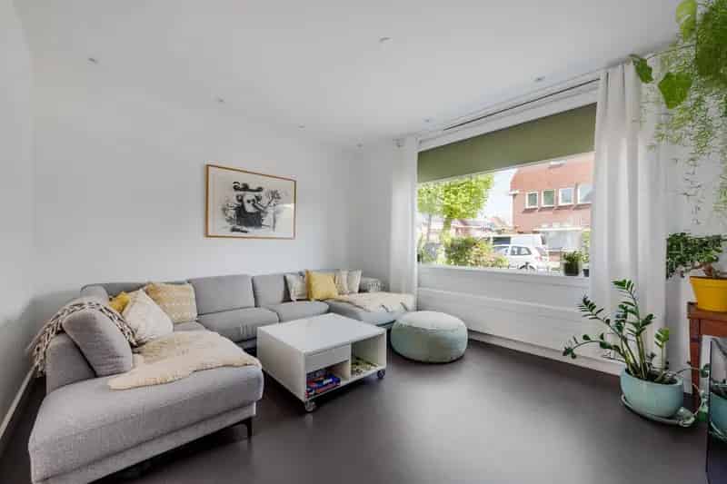 Ruime Jaren 30 woning te koop Zwanenburg