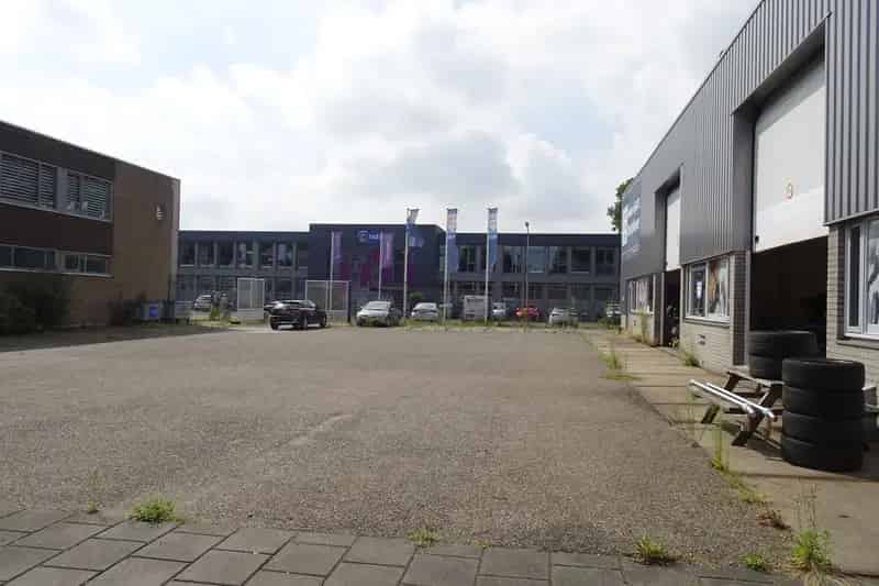 Bedrijfshal te Huur Amstelveen 300m² met Buitenterrein