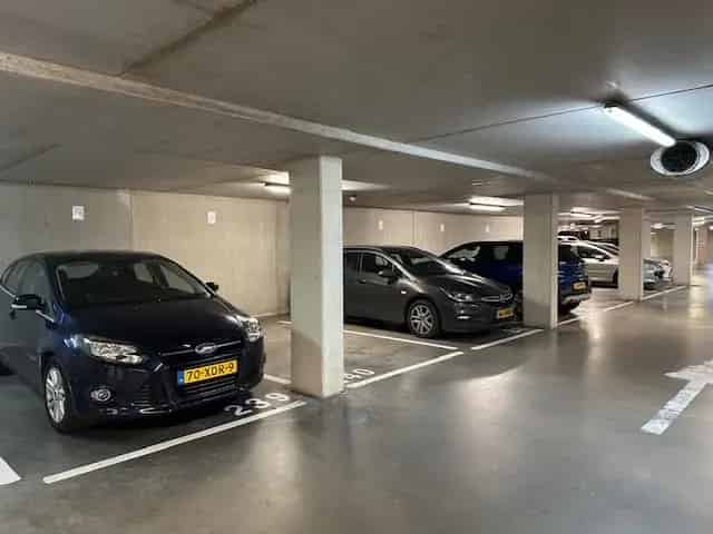 10 Parkeerplaatsen te Koop Nijmegen Centrum