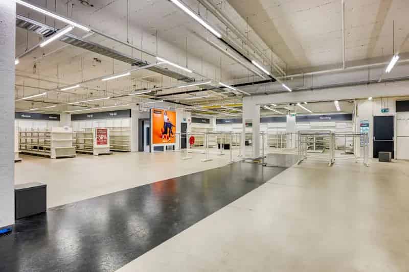 Winkelruimte te huur Vlaardingen 1260m² Winkelcentrum Liesveld