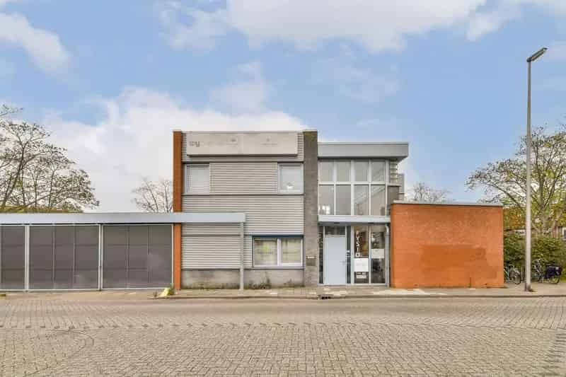 Bedrijfshal Purmerend | Zoek bedrijfshallen te huur: Gildeplein 17 1445 GP Purmerend 