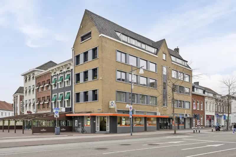 Penthouse te Roermond: Luxe, Comfort en Uitzicht