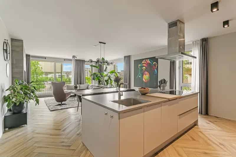 Modern Appartement Zeeburgereiland 100m2 Balkon Parkeerplaats A++