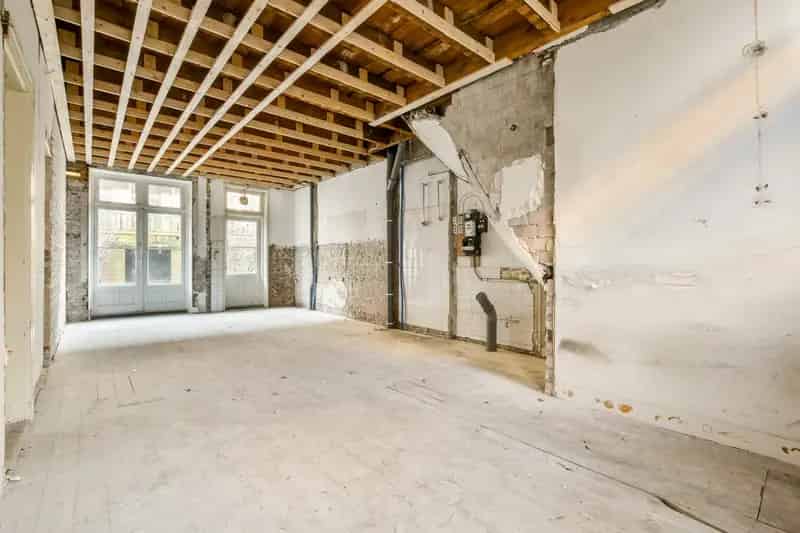 Appartement te koop Pijp Amsterdam casco 70m2 tuin uitbouw