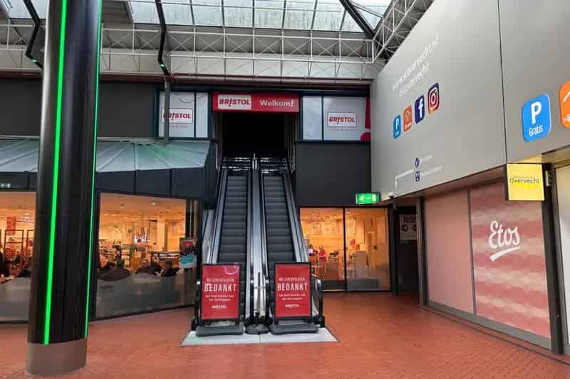 Winkel te Huur Utrecht Overvecht 1250m²