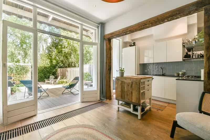 Dubbel Benedenhuis Weesperzijde 4 slaapkamers Diepe Tuin