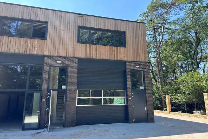 Bedrijfshal te Huur Soesterberg 119m2 A28