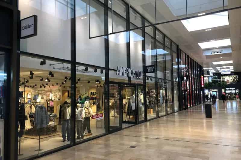 Winkelruimte te huur Zuidplein Rotterdam