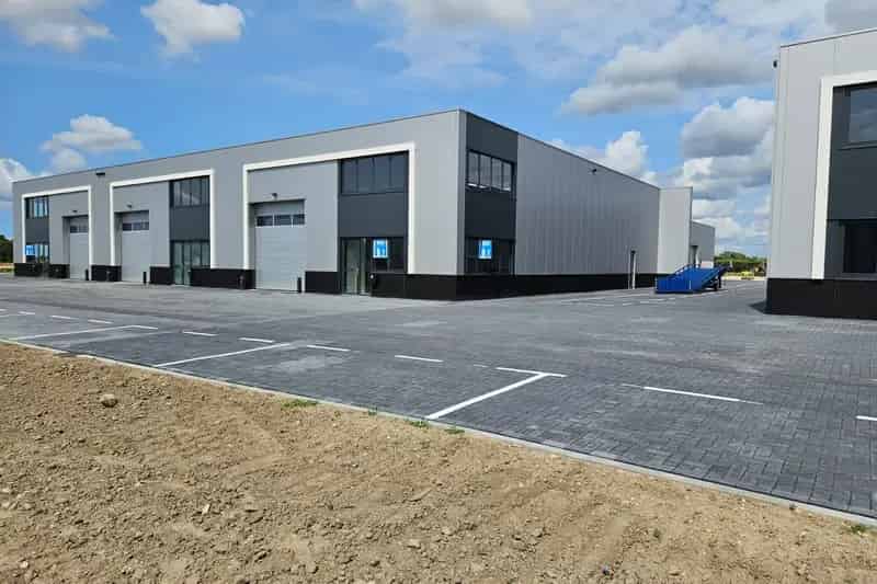 Bedrijfshal te huur Tholen 426m2 Marconiweg