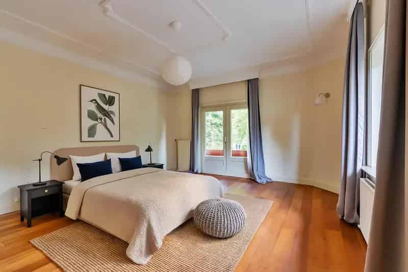 Vrijstaande Villa Heemstede 5 Slaapkamers Ruime Tuin Garage