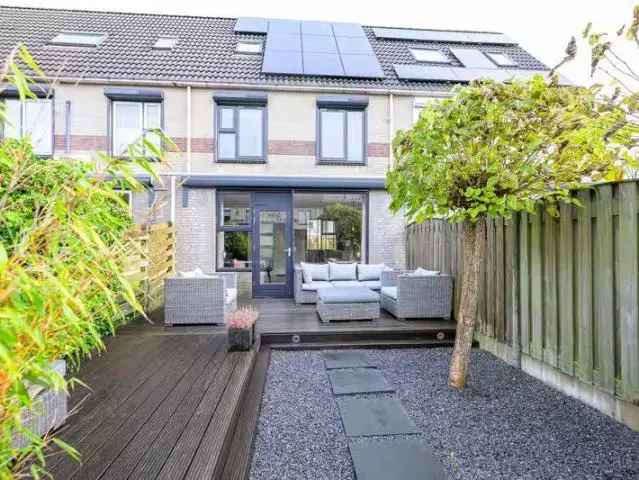 Hanebalk 49 Hoorn: Instapklare Tussenwoning met Energielabel A