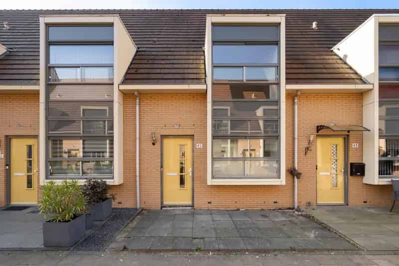 Rietdekkerij 45 Smitshoek: Royale 5-kamer gezinswoning