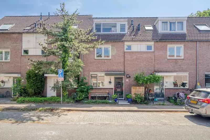 Huis te koop Zeist 3 slaapkamers moderne keuken tuin energielabel A