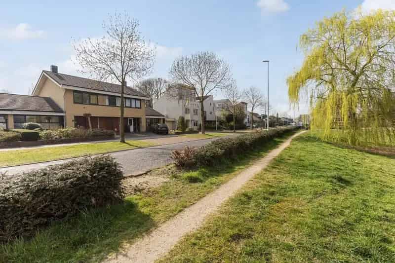 Moderne 2-onder-1-kapwoning Woudhuis