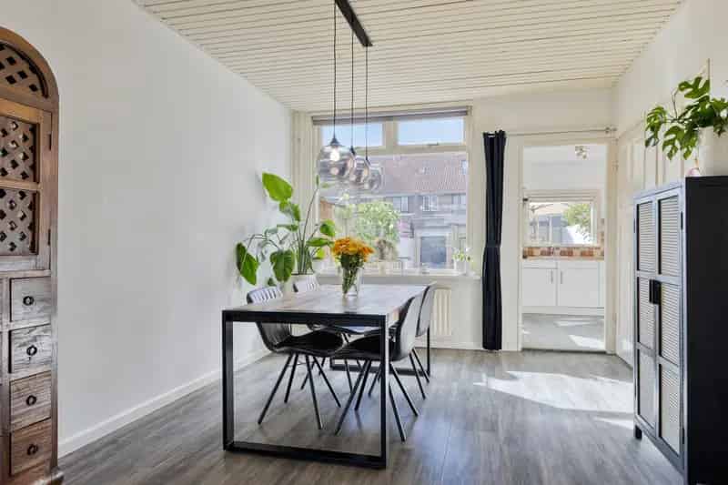 Jaren 30 woning Breda Centrum - 3 slaapkamers - Tuin